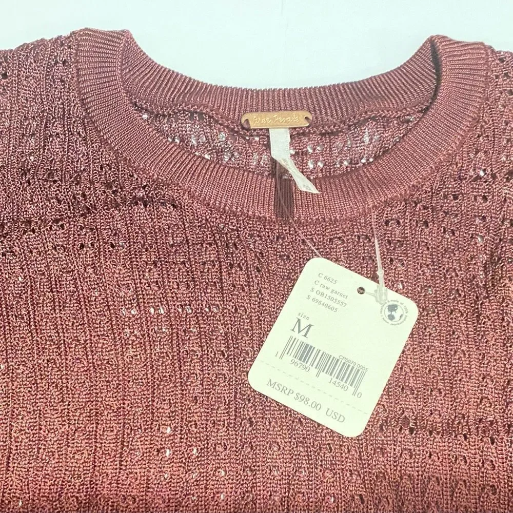 🛍️Free People H2O Crew pullover Top in Row garnet size: Medium 🎉Long sleeve ✨
